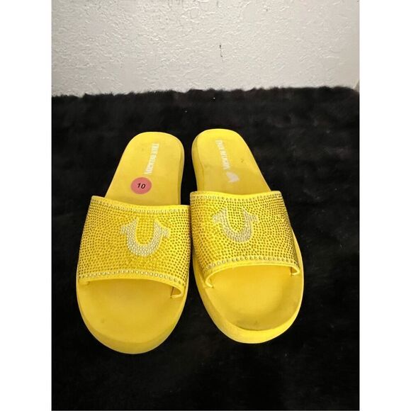 Bedazzled yellow sunshine true religion slide sandals 10 - Picture 2 of 5